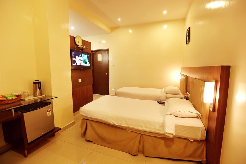 Hotel Swagath Grand Nagole Χιντεραμπάντ Δωμάτιο φωτογραφία